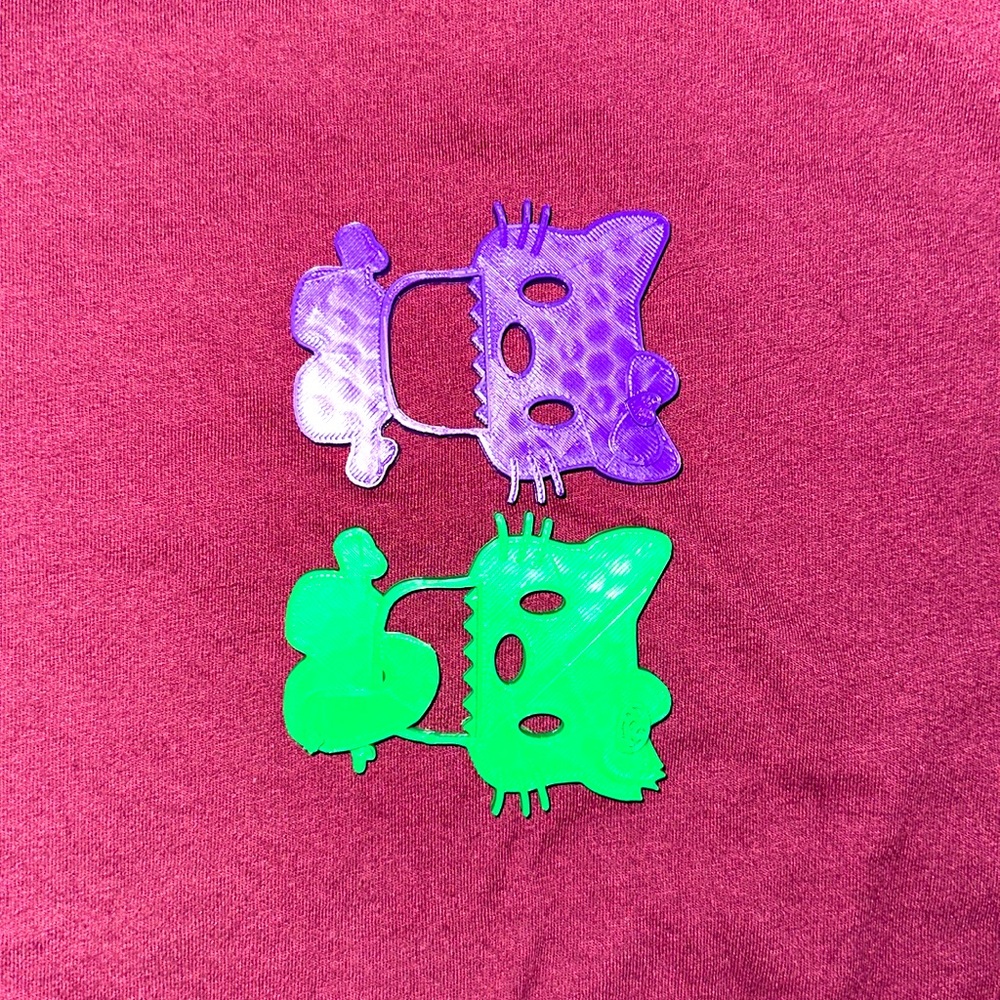 Random Hello kitty themed 3D prints.